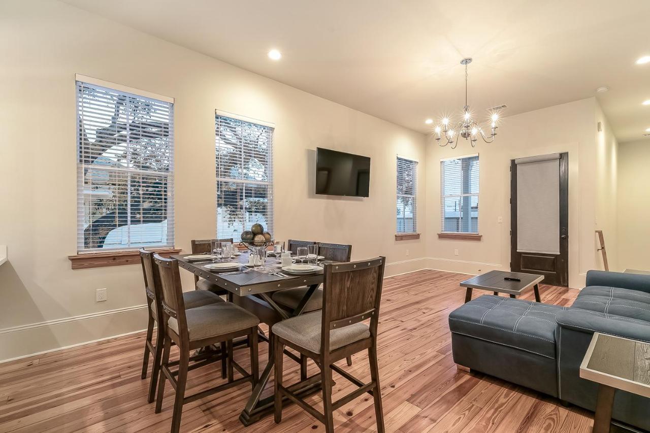 3Br Cottage By Hosteeva Close To St Charles W Pool 뉴올리언스 외부 사진